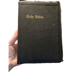 Vintage KJV Holy Bible | World Publishing Cleveland | Mid-Century Dark Academia